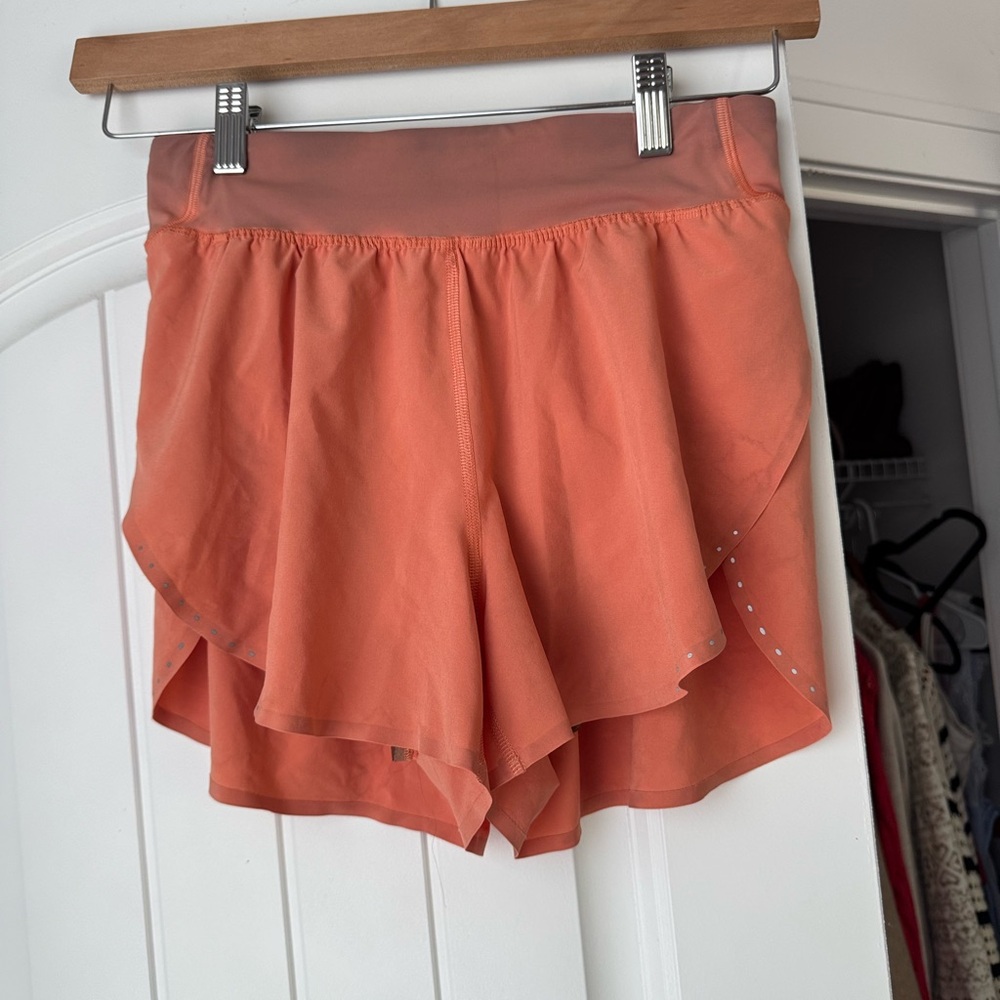 Fast and Free Reflective High-Rise Classic-Fit Coral Kiss